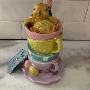 Tophat & Tail Easter Spring Chick Inside Pastel Teacups Tabletop Decor 7.5" NWT